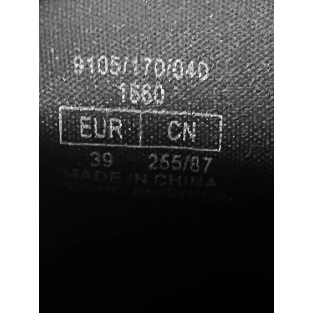 Stradivarius Chunky Lug Sole Loafers Black Gold Chain Platform EU 39/ US 8.5 - Picture 8 of 9